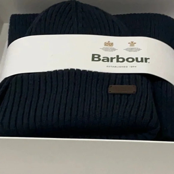 NEW BARBOUR‎ Knitted ribbed NAVY MENS SCARF & BEANIE HAT SET IN GIFT BOX - Picture 6 of 7